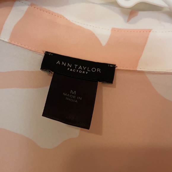 Floral button up blouse - Picture 4 of 4